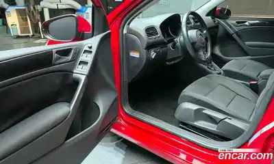 Volkswagen Golf 2011 1.6 Автомат в Москве № 168939, миниатюра 2