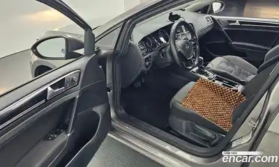 Volkswagen Golf 2015 1.6 Автомат в Москве № 169056, миниатюра 12