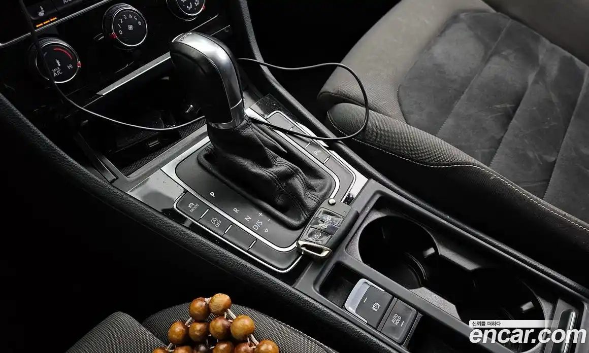 Volkswagen Golf 2015 1.6 Автомат в Москве № 169056, фото 18