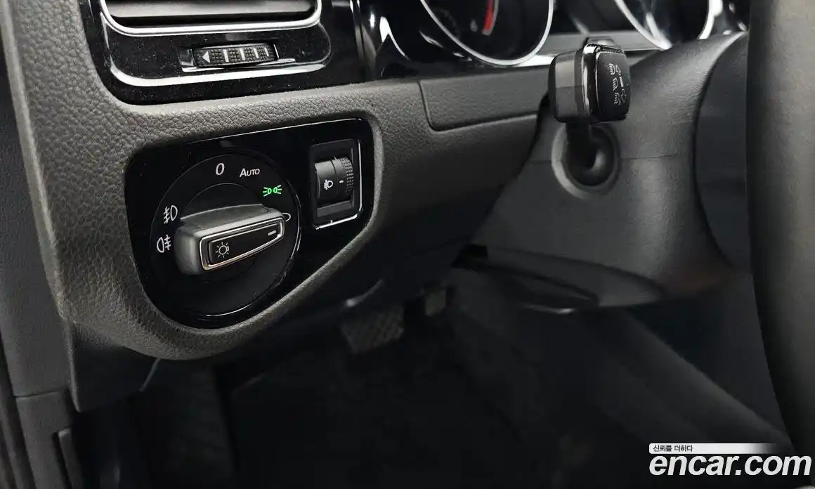 Volkswagen Golf 2015 1.6 Автомат в Москве № 169056, фото 20