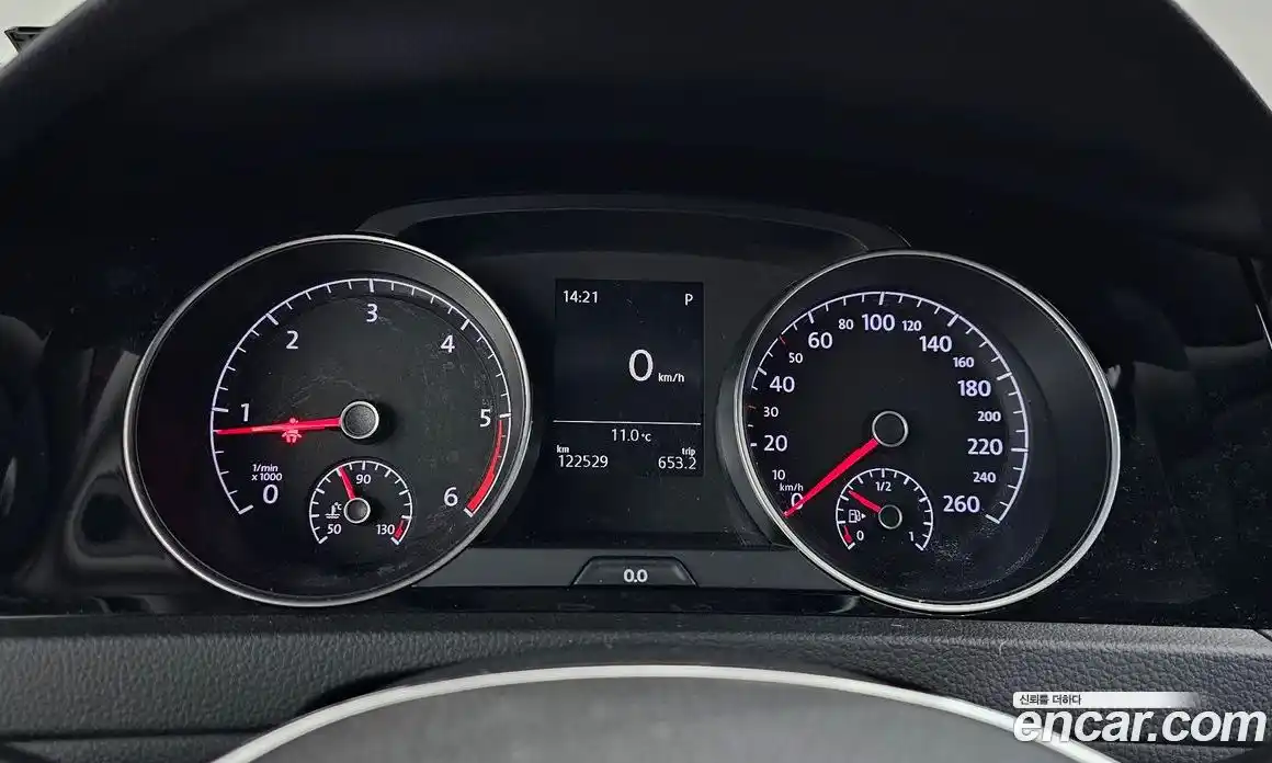 Volkswagen Golf 2015 1.6 Автомат в Москве № 169056, фото 5