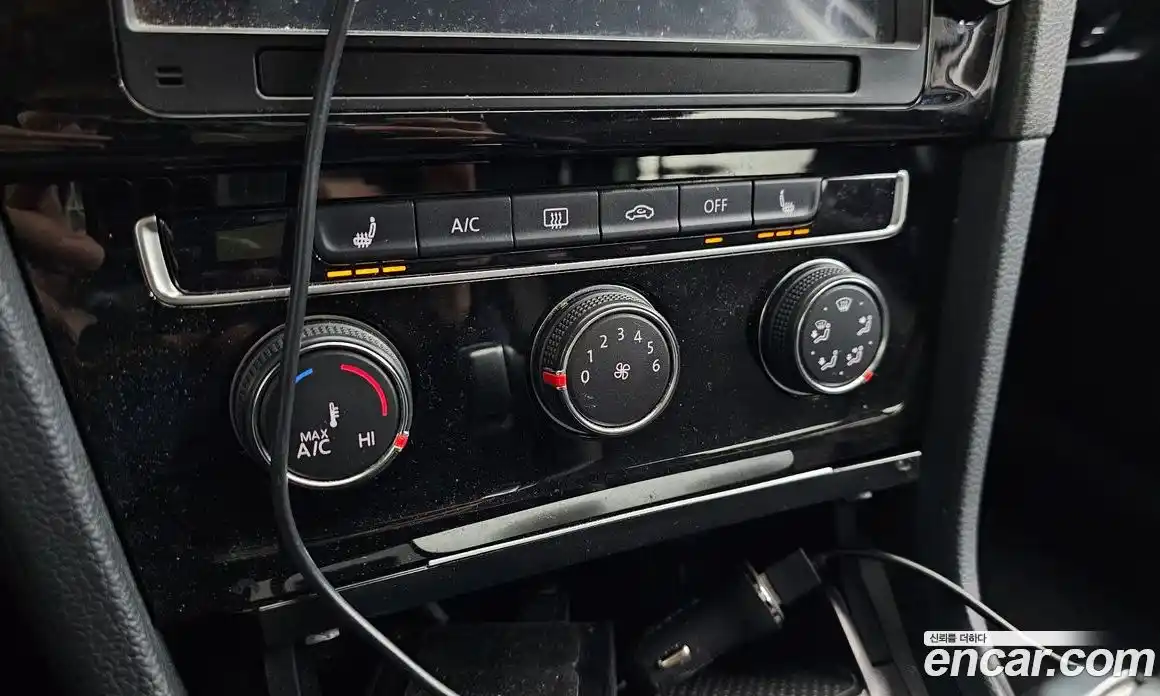 Volkswagen Golf 2015 1.6 Автомат в Москве № 169056, фото 10