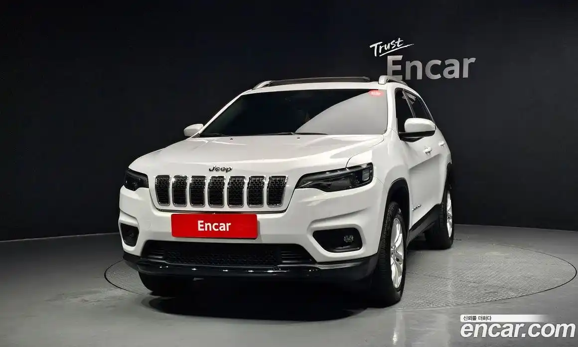 Jeep Cherokee 2019 2.4 Автомат в Москве № 169774, фото 3