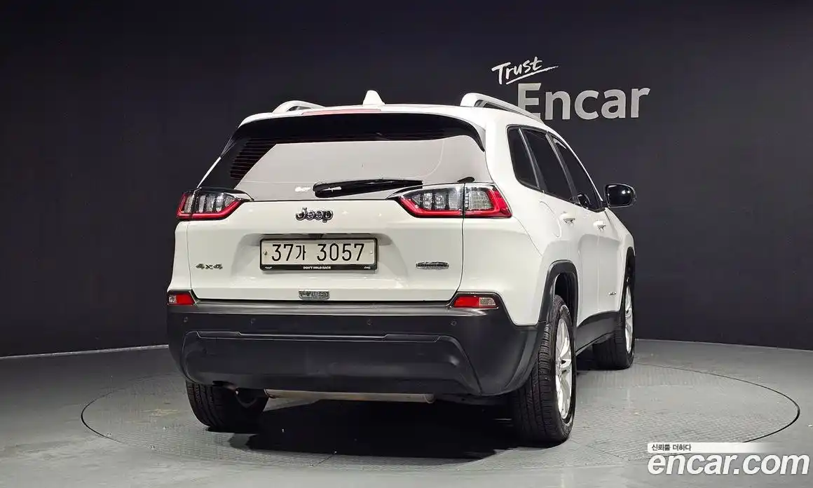 Jeep Cherokee 2019 2.4 Автомат в Москве № 169774, фото 4