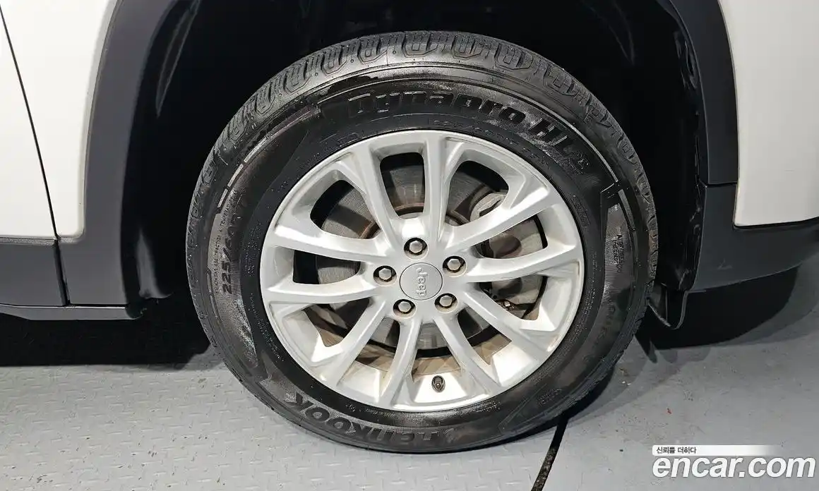 Jeep Cherokee 2019 2.4 Автомат в Москве № 169774, фото 5