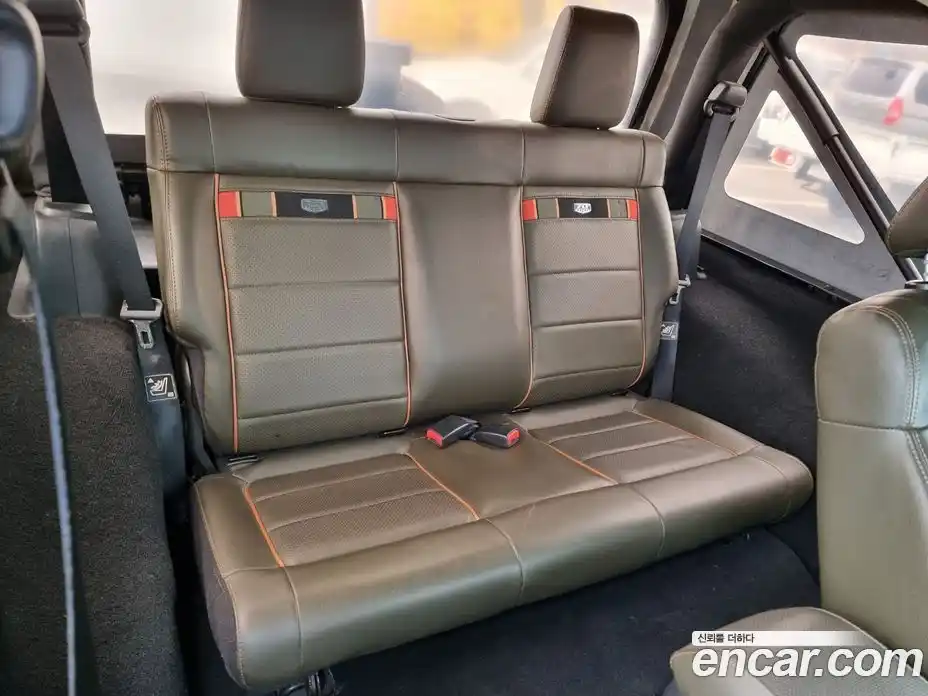 Jeep Wrangler 2011 3.8 Автомат в Москве № 170104, фото 12