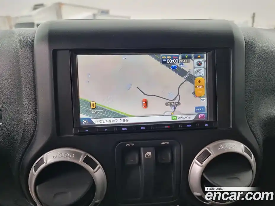 Jeep Wrangler 2011 3.8 Автомат в Москве № 170104, фото 15