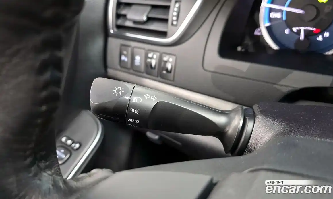 Toyota Camry 2017 2.5 Автомат в Москве № 170277, фото 19