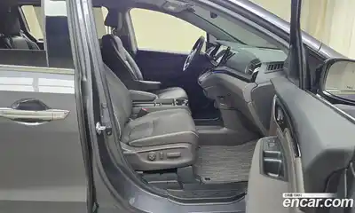 Honda Odyssey 2022 3.5 Автомат в Москве № 170383, миниатюра 11