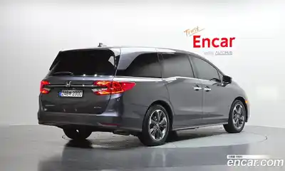 Honda Odyssey 2022 3.5 Автомат в Москве № 170383, миниатюра 2
