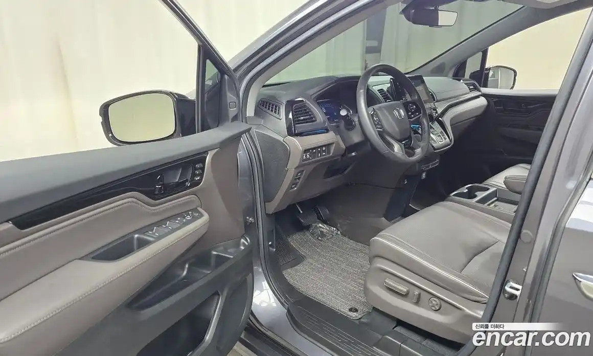 Honda Odyssey 2022 3.5 Автомат в Москве № 170383, фото 10