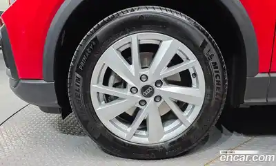 Audi Q2 2023 2.0 Автомат в Москве № 173819, миниатюра 12