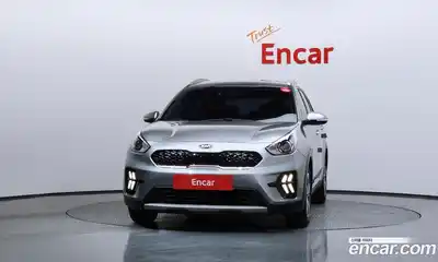 Kia Niro 2021 1.6 Автомат в Москве № 17451, миниатюра 5