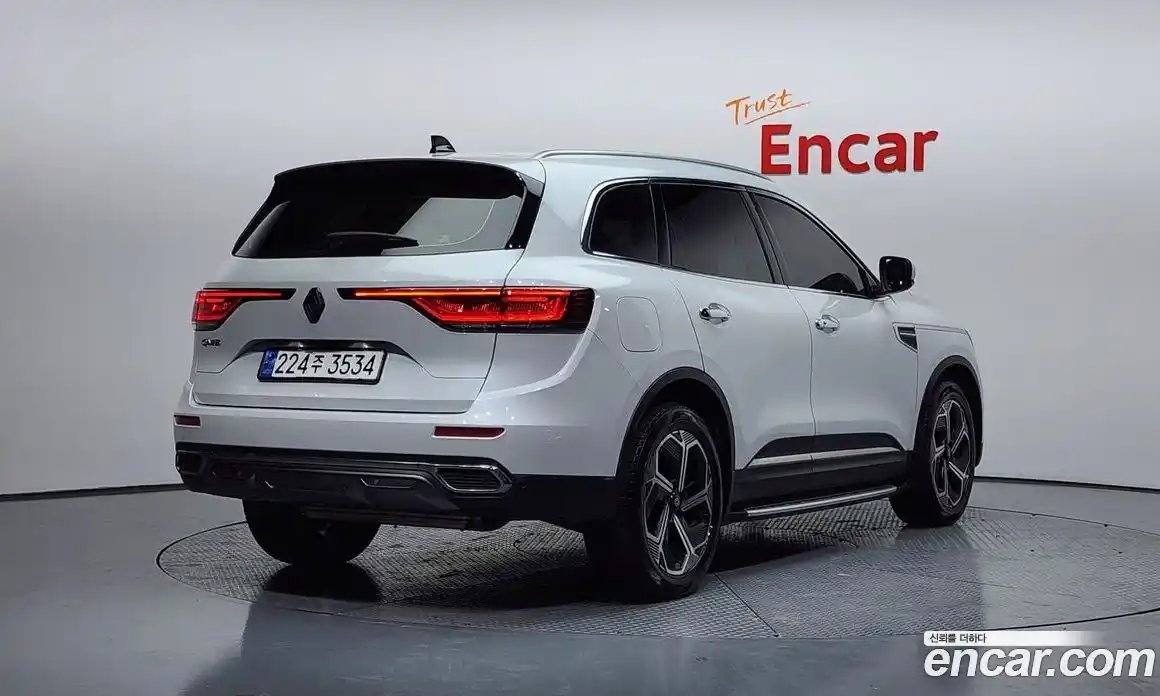 Renault QM6 2025 2.0 Автомат в Москве № 178755, фото 13