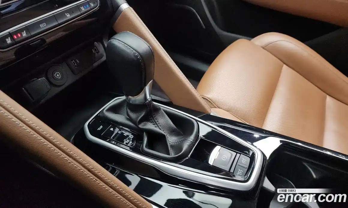 Renault QM6 2025 2.0 Автомат в Москве № 178755, фото 14