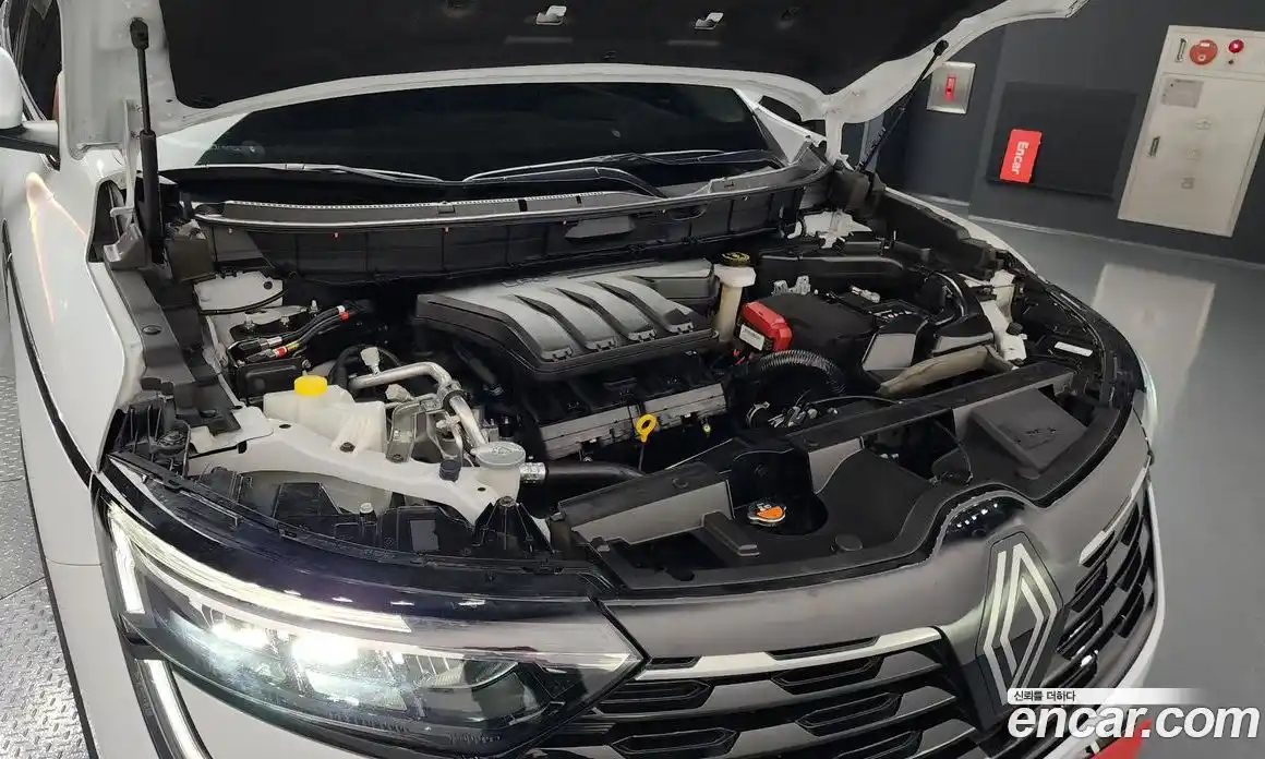 Renault QM6 2025 2.0 Автомат в Москве № 178755, фото 9