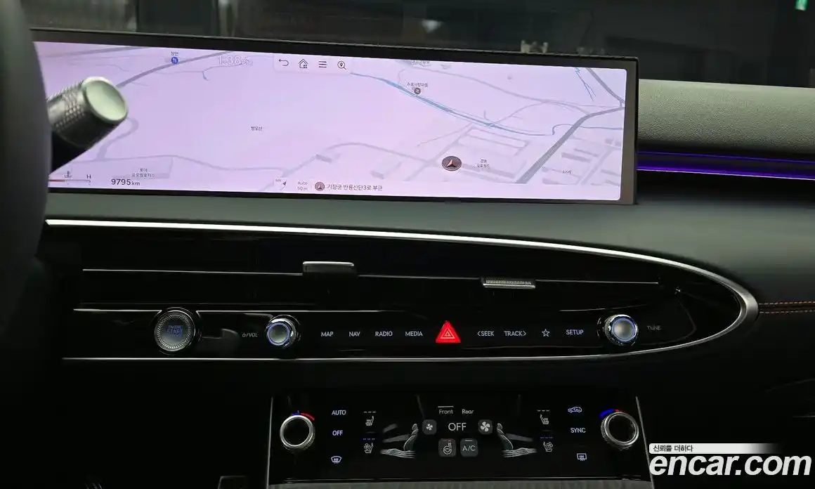 Genesis GV70 2025 2.5 Автомат в Москве № 18727, фото 17