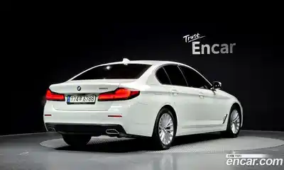 BMW 5-Series, 2021