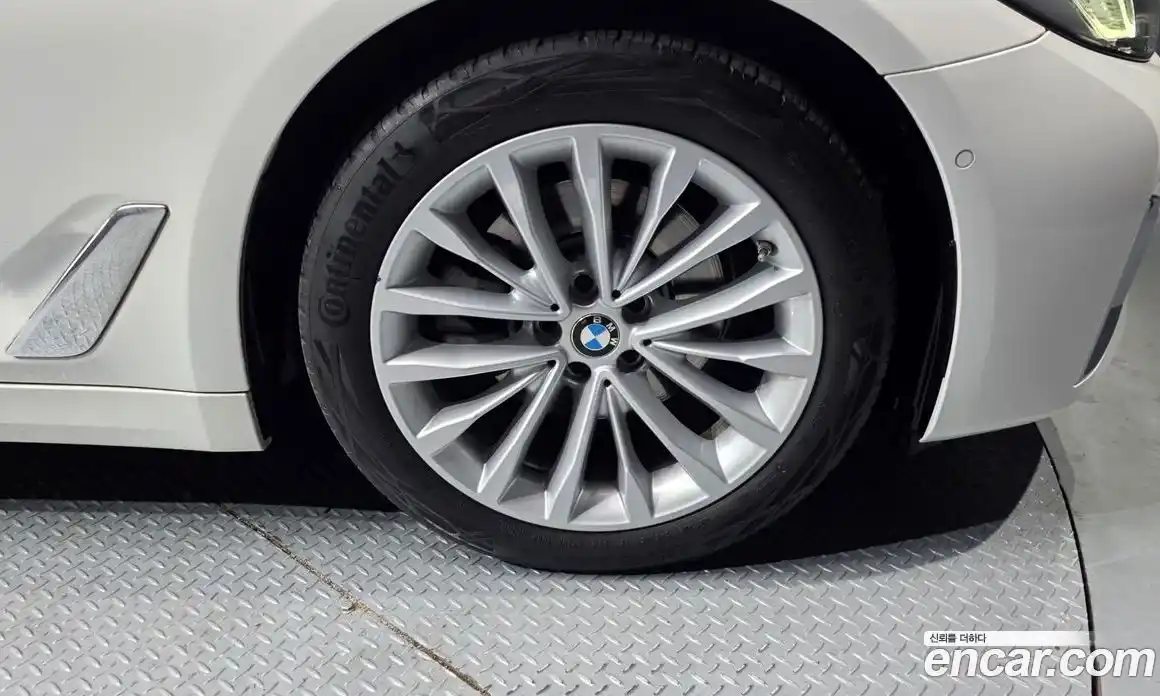 BMW 5-Series 2021 2.0 Автомат в Москве № 189068, фото 4