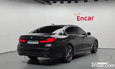 BMW 5-Series 2022 2.0 Автомат в Москве № 189692, миниатюра 2