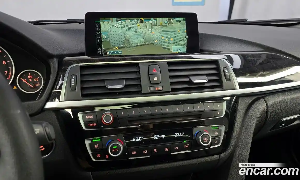 BMW 3-Series 2016 2.0 Автомат в Москве № 192110, фото 20