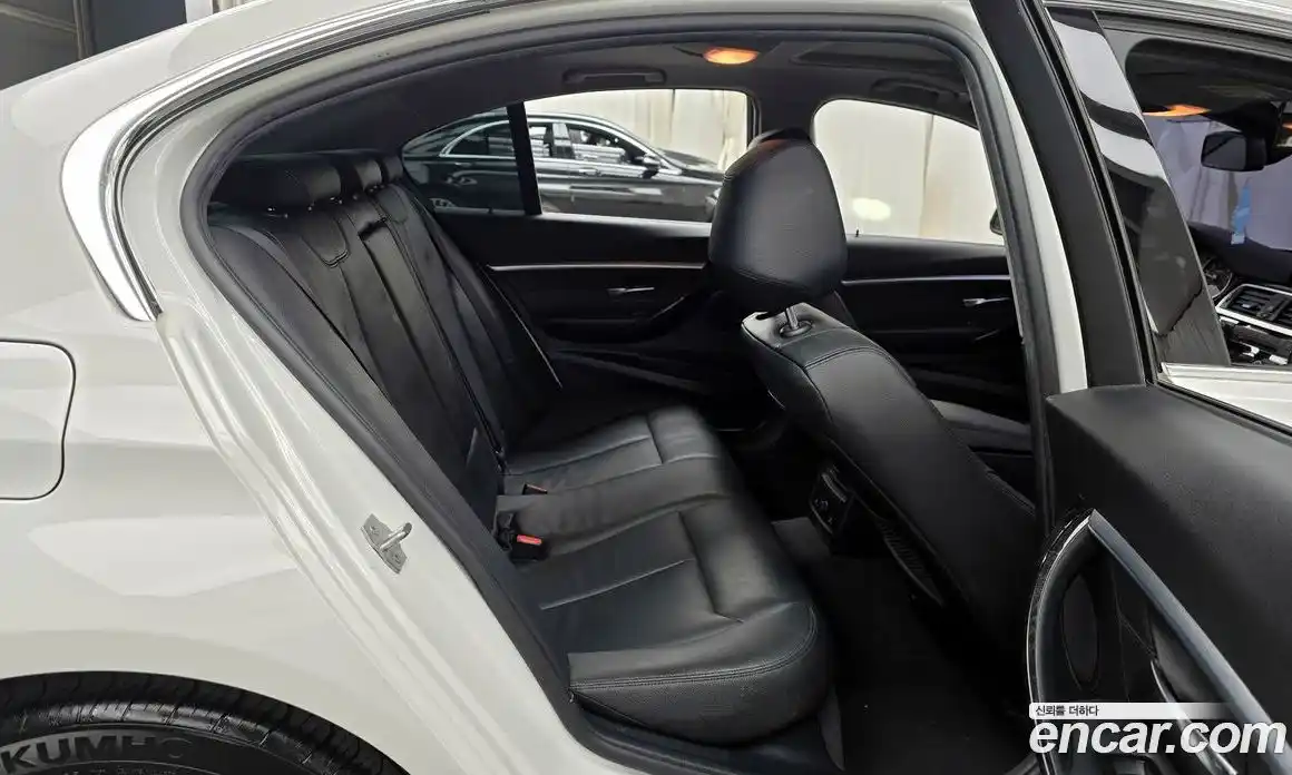 BMW 3-Series 2016 2.0 Автомат в Москве № 192110, фото 4