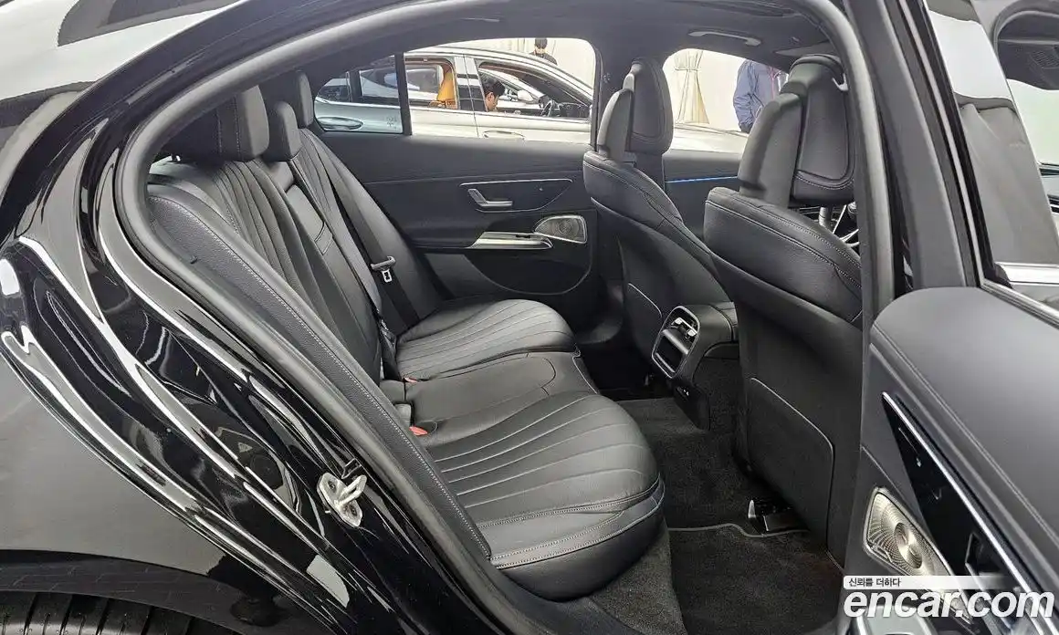 Mercedes-Benz E-Class 2025 2.0 Автомат в Москве № 193763, фото 12