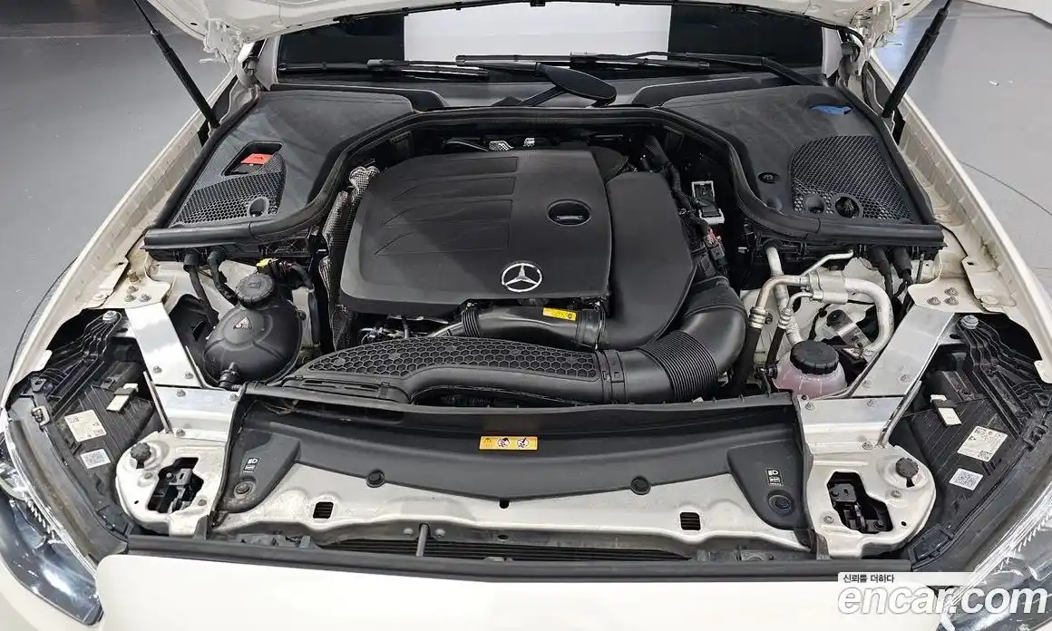 Mercedes-Benz E-Class 2023 2.0 Автомат в Москве № 194292, фото 6