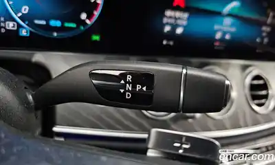 Mercedes-Benz E-Class 2023 2.0 Автомат в Москве № 194292, миниатюра 9