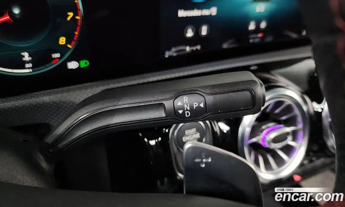 Mercedes-Benz CLA-Class 2020 2.0 Автомат в Москве № 194617, фото 12