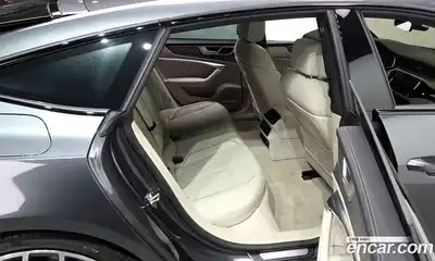 Audi A7 2025 3.0 Автомат в Москве № 195898, миниатюра 8