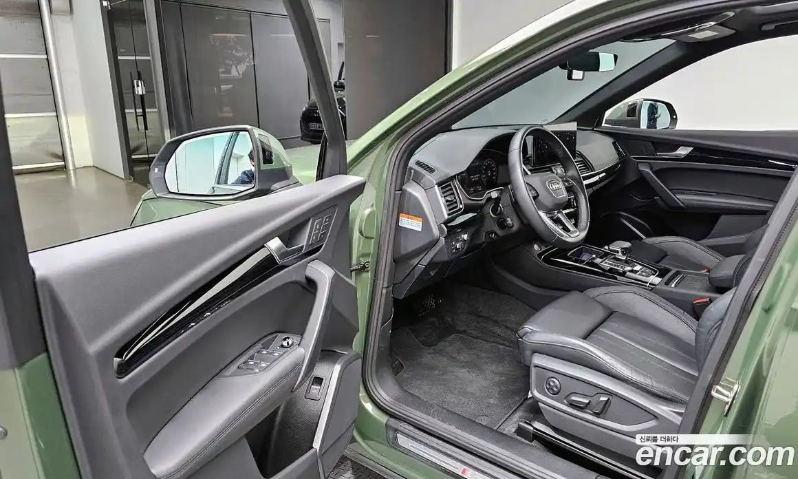 Audi Q5 2024 2.0 Автомат в Москве № 196016, фото 12