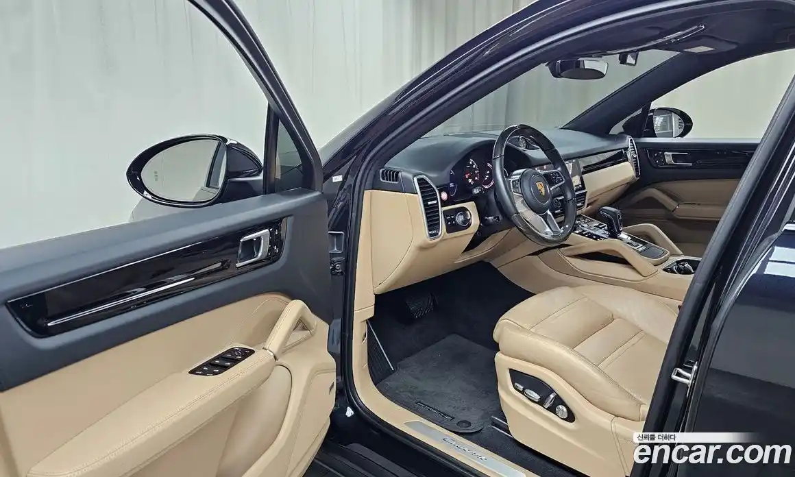 Porsche Cayenne 2021 3.0 Автомат в Москве № 197391, фото 14