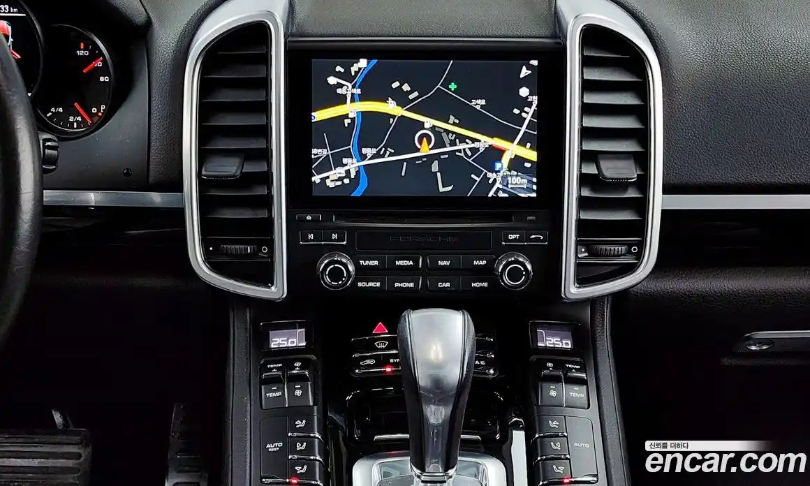 Porsche Cayenne 2017 3.0 Автомат в Москве № 197560, фото 11