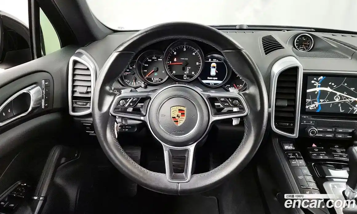 Porsche Cayenne 2017 3.0 Автомат в Москве № 197560, фото 14