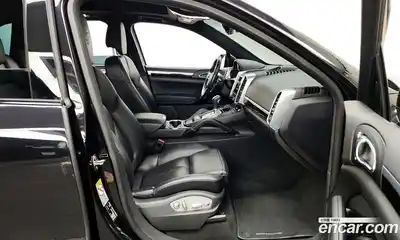 Porsche Cayenne 2017 3.0 Автомат в Москве № 197560, миниатюра 3