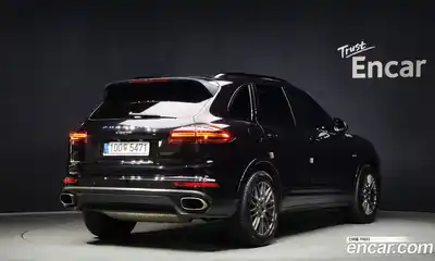 Porsche Cayenne 2017 3.0 Автомат в Москве № 197560, миниатюра 5