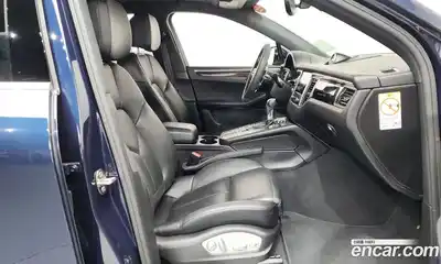 Porsche Macan 2017 3.0 Автомат в Москве № 197669, миниатюра 9