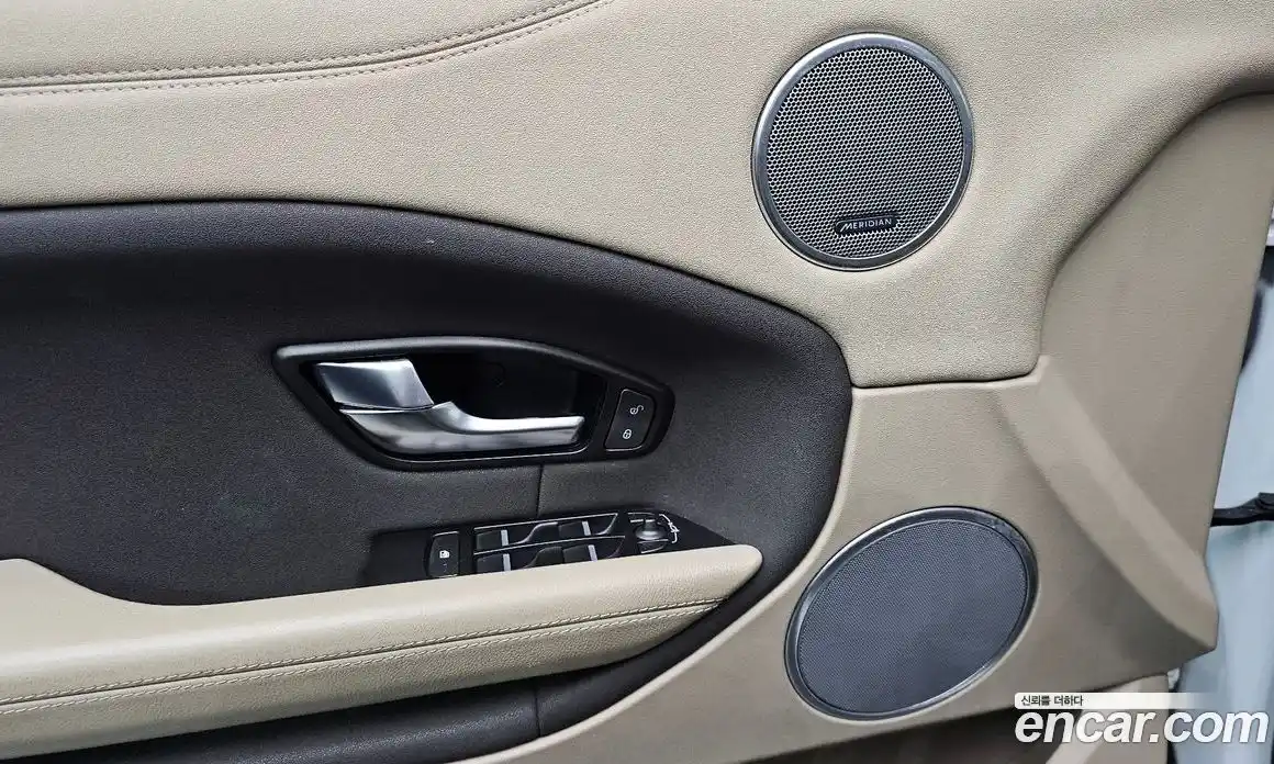 Land Rover Range-Rover Evoque 2017 2.0 Автомат в Москве № 198132, фото 3