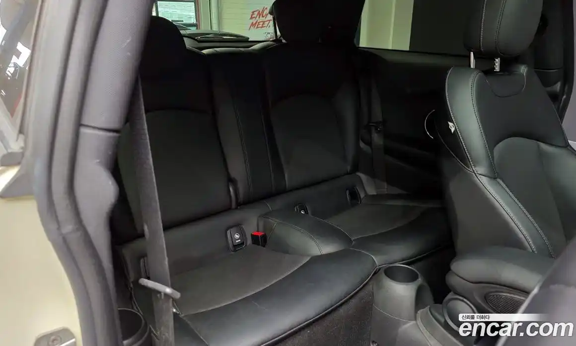 Mini Cooper 2014 1.5 Автомат в Москве № 198468, фото 13