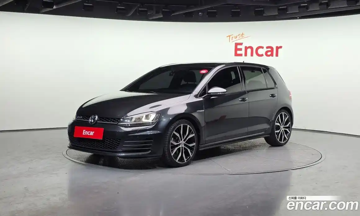 Volkswagen Golf 2016 2.0 Автомат в Москве № 199215, фото 18