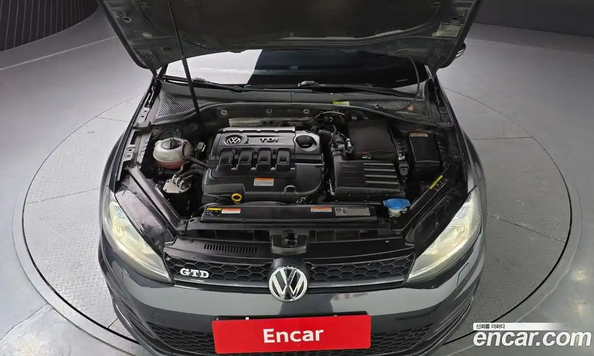 Volkswagen Golf 2016 2.0 Автомат в Москве № 199215, фото 9