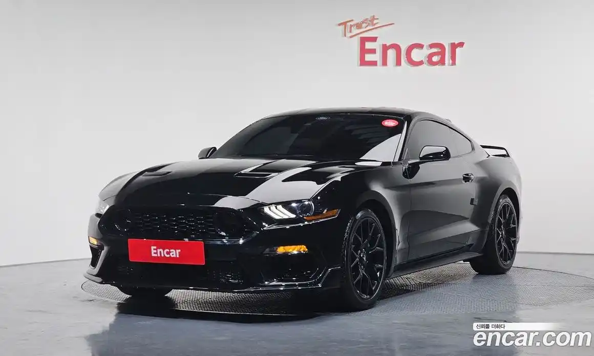 Ford Mustang 2021 2.3 Автомат в Москве № 199877, фото 1