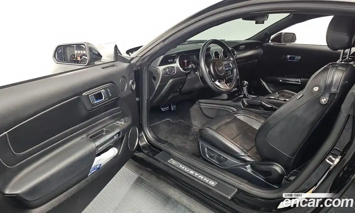 Ford Mustang 2021 2.3 Автомат в Москве № 199877, фото 10