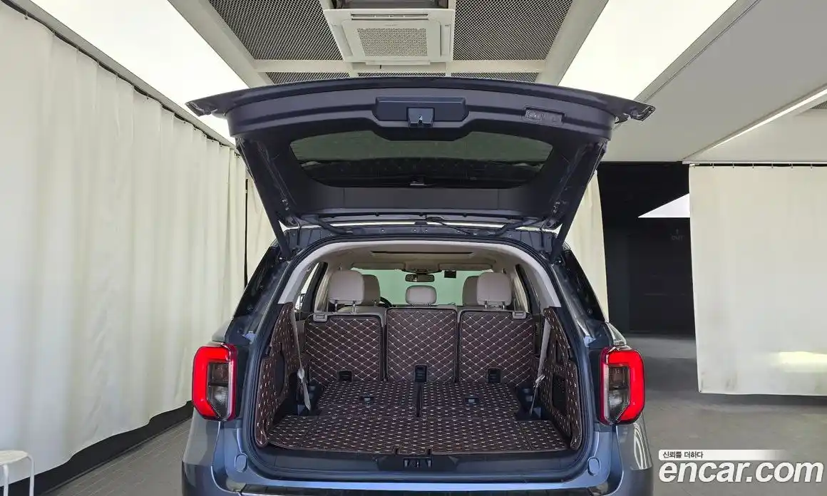 Ford Explorer 2021 2.3 Автомат в Москве № 199897, фото 20