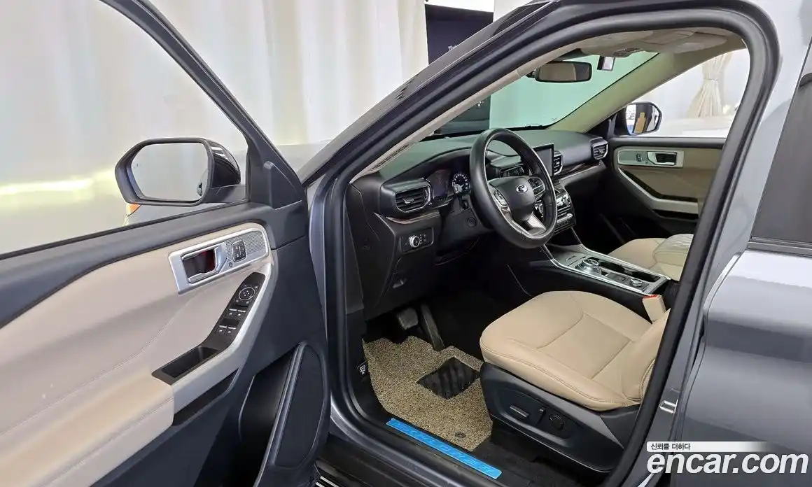 Ford Explorer 2021 2.3 Автомат в Москве № 199897, фото 10