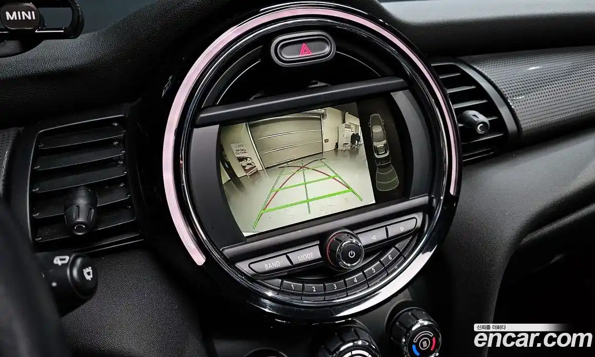 Mini Cooper 2017 1.5 Автомат в Москве № 200641, фото 14