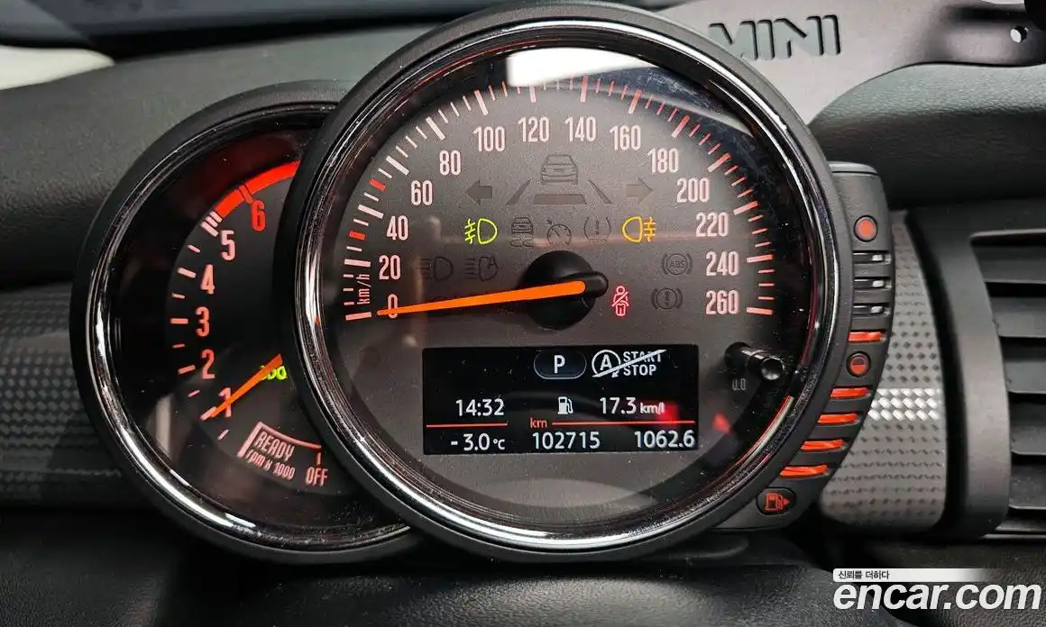 Mini Cooper 2017 1.5 Автомат в Москве № 200641, фото 17