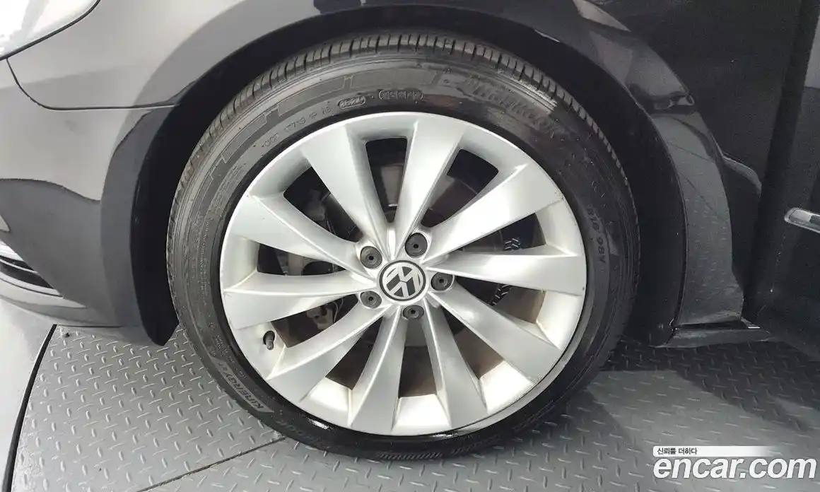 Volkswagen CC 2014 2.0 Автомат в Москве № 207454, фото 12