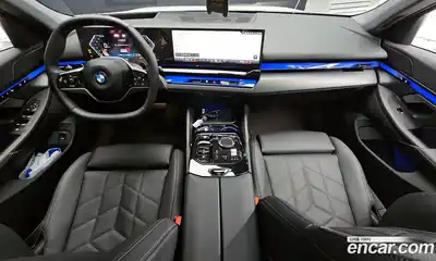 BMW 5-Series 2025 2.0 Автомат в Москве № 210156, миниатюра 12